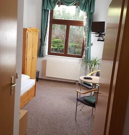 Affittacamere Gaestehaus Stadtschaenke 3*