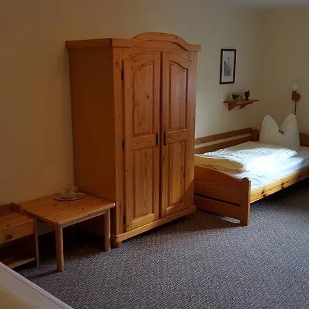 ゲストハウス Gaestehaus Stadtschaenke